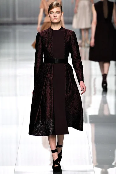 Look 34